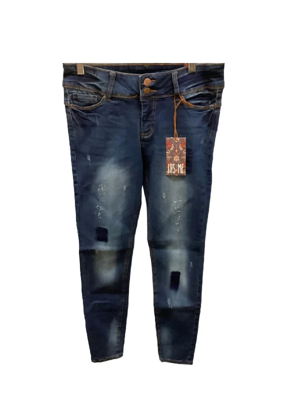 Women's Distressed Skinny Jean In Dark Wash