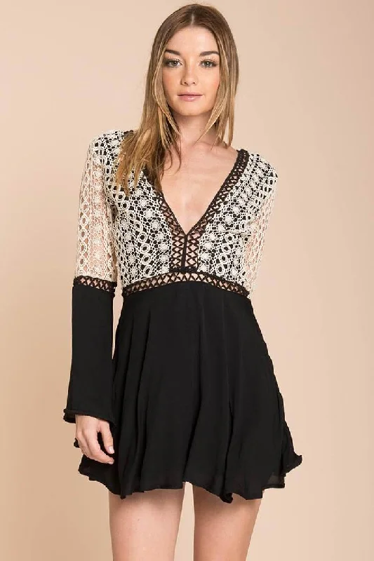 Carson Crochet Details Dress Black/White