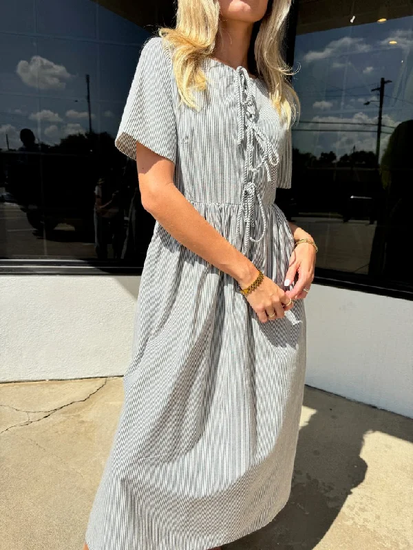 ON MY MIND MAXI DRESS